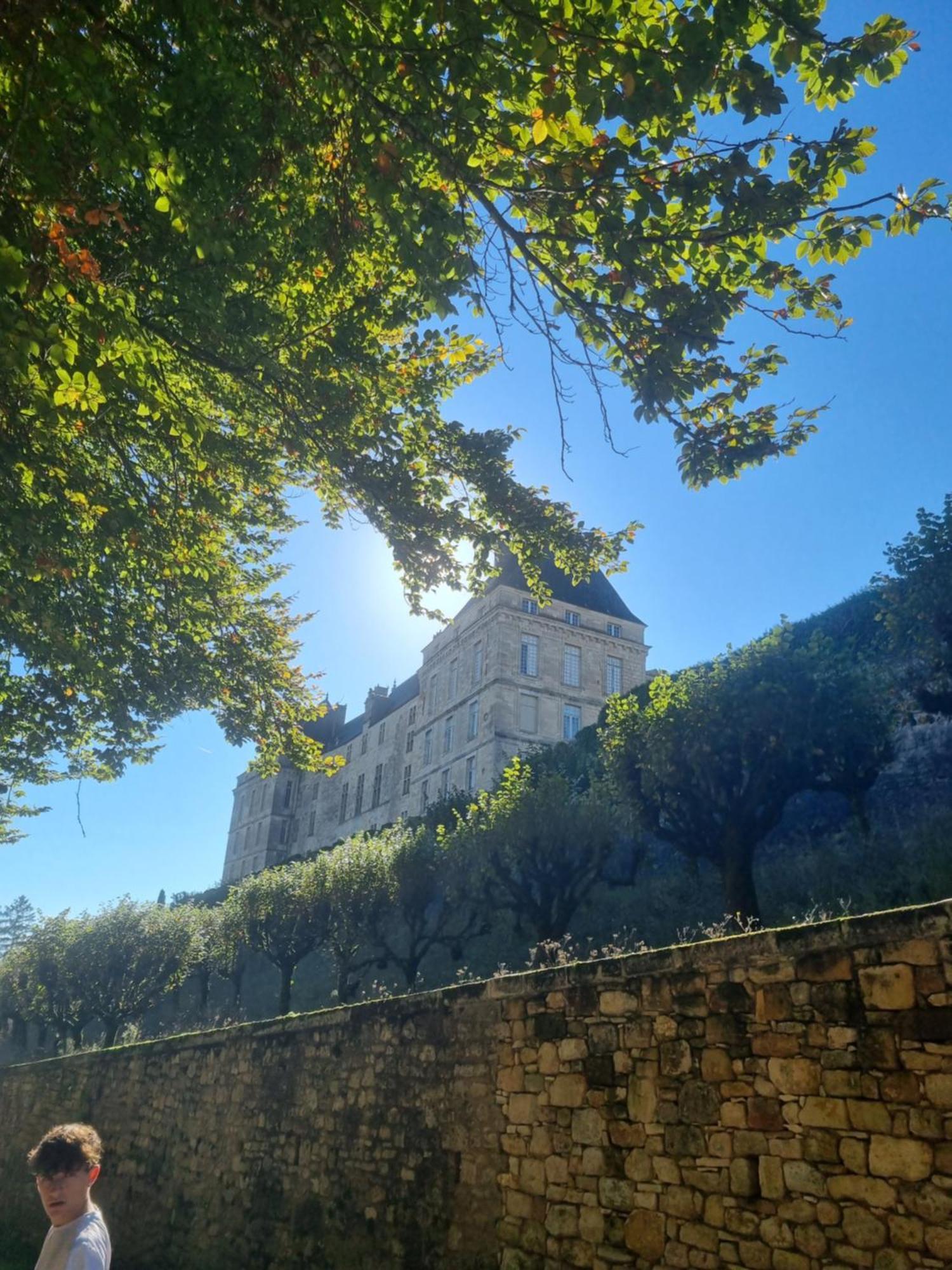 Au Perigord Noir Hotel Hautefort Exterior photo