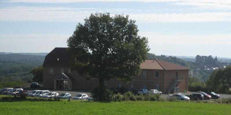 Au Perigord Noir Hotel Hautefort Exterior photo